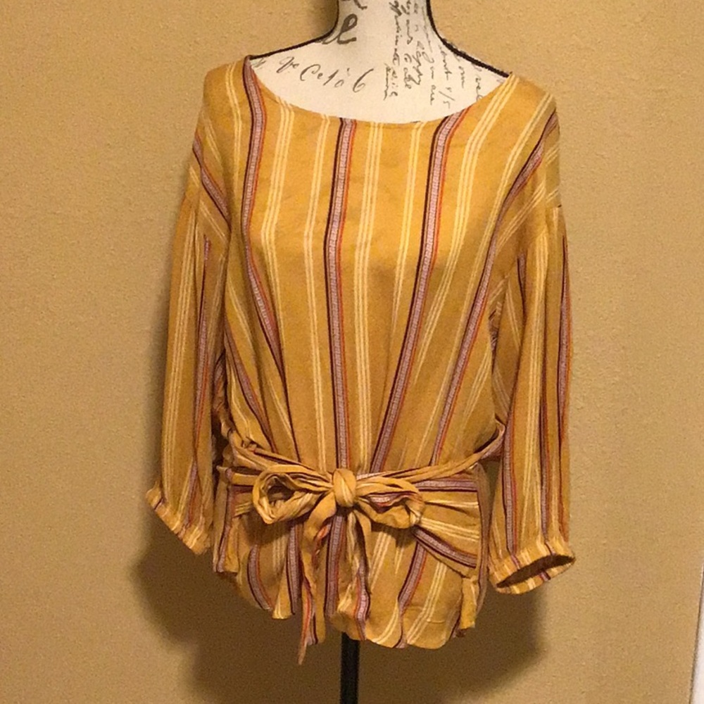 NWT Large Ana Gold  Tunic